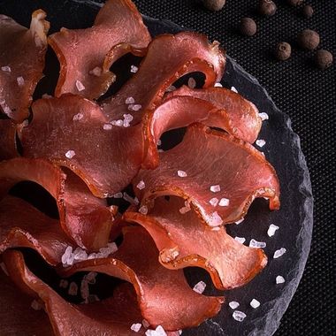 Чипсы мясные из свинины, сыровяленные