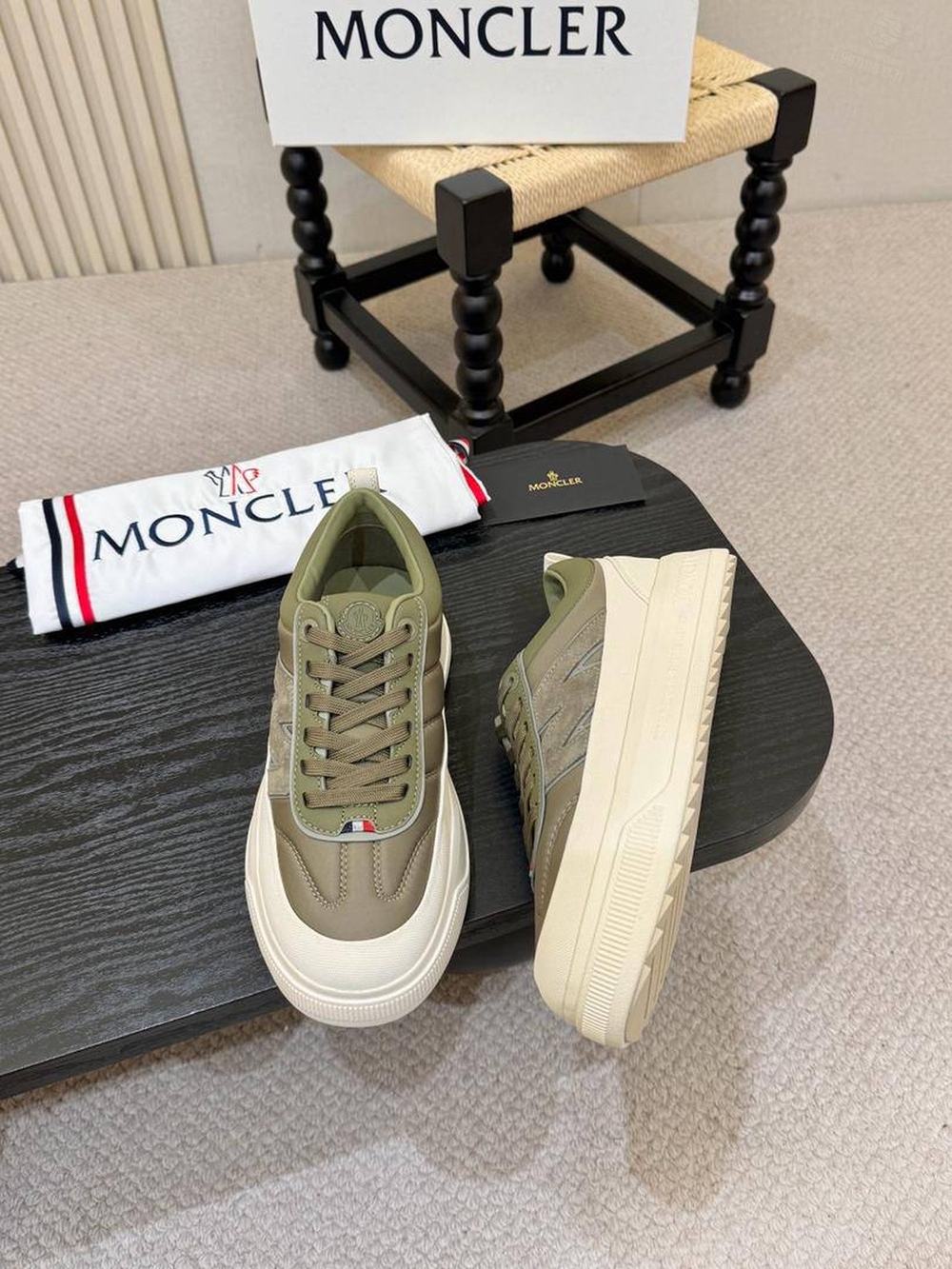 Кроссовки Moncler
