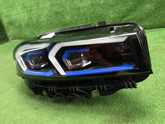 Фара правая BMW 3er G20 (2022-н.в.) LED В сборе