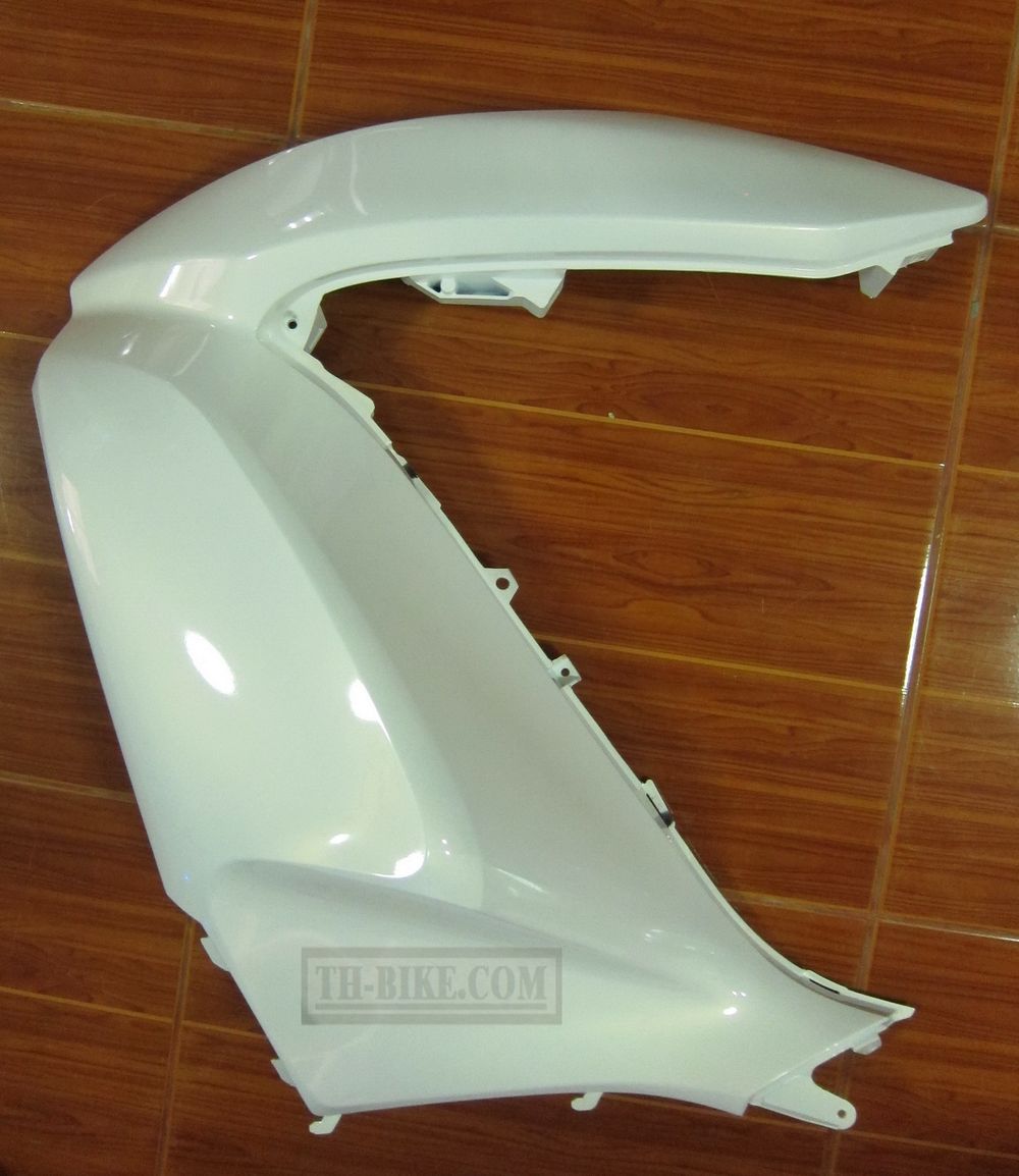 64502-KWN-902ZB. COVER, L. FR. *NHA87P*. White. Honda PCX. (NHA87P PEARL HIMALAYAS WHITE)