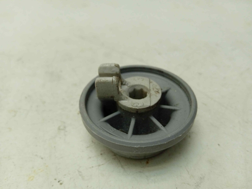 SGV43E43RU ктп20 Ролик верхней корзины для посудомоечной машины Bosch SGV43E43RU б/у