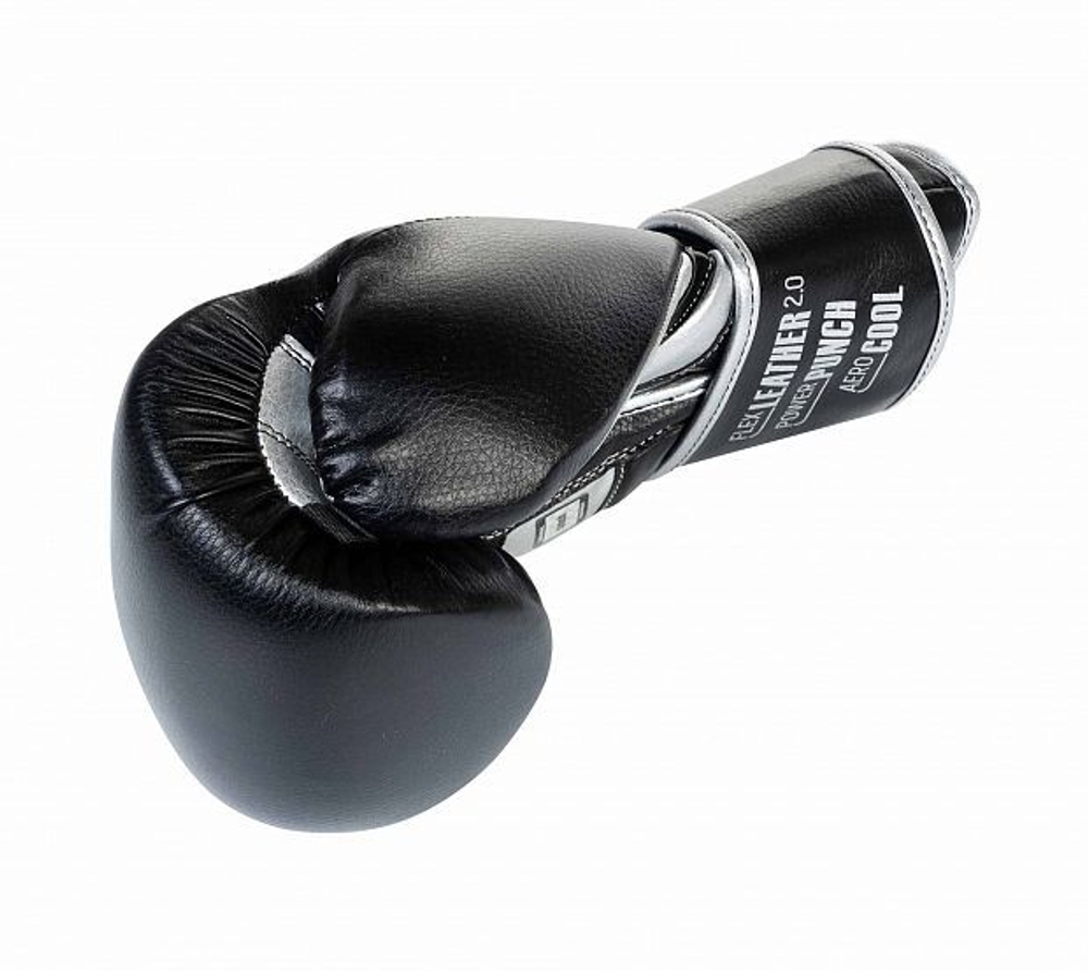 Перчатки боксерские Clinch Punch 2.0 черно-серебристые C141