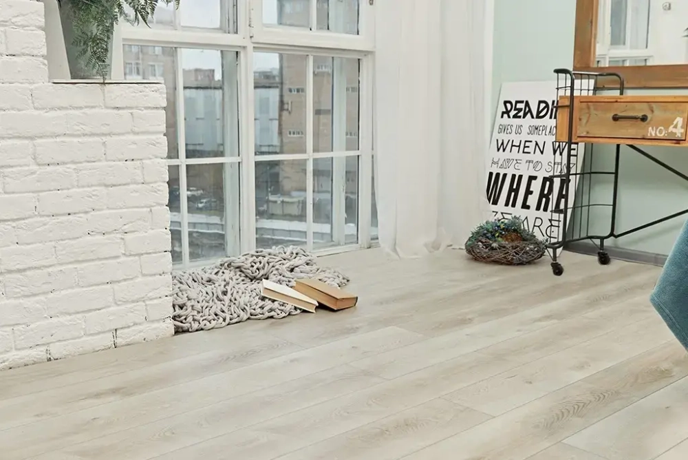 SPC ламинат Alpine Floor Дуб Белая ночь ABA