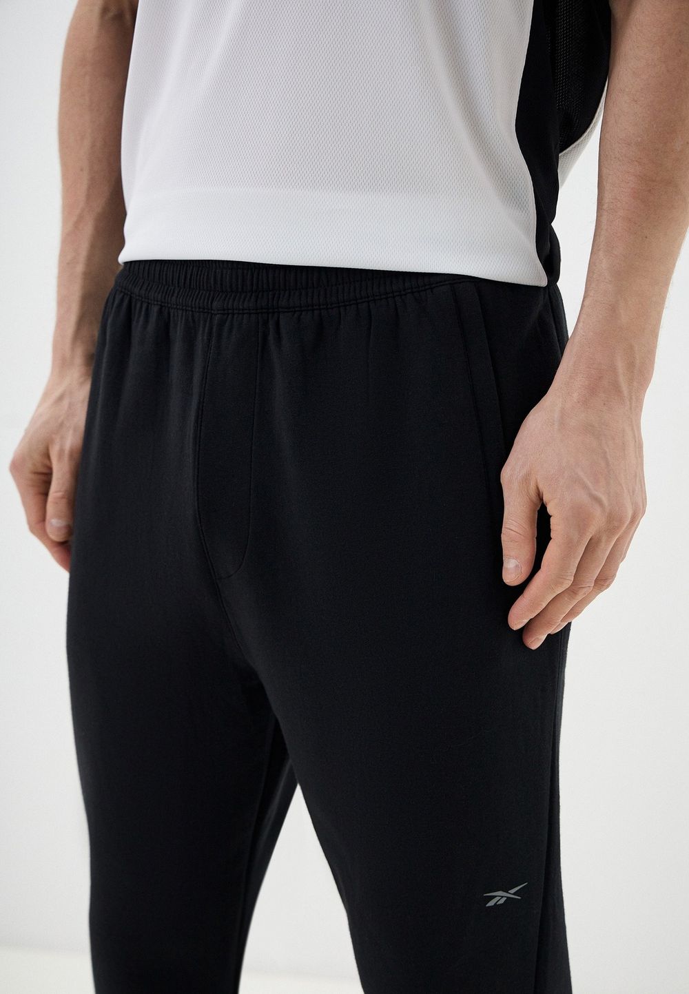 Брюки спортивные мужские REEBOK ACTIV COLL DREAMBLEND PANT