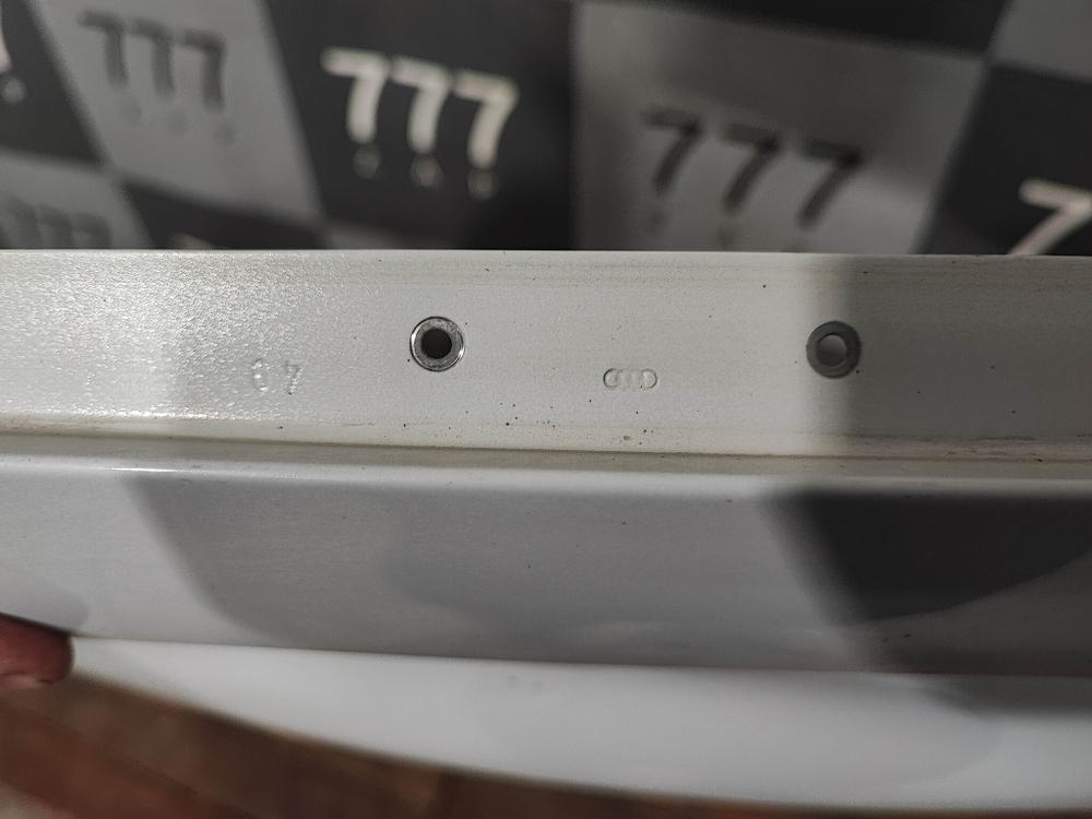 Крыло переднее правое Audi A4 (B8) 07-12 Б/У Оригинал 8K0821106A