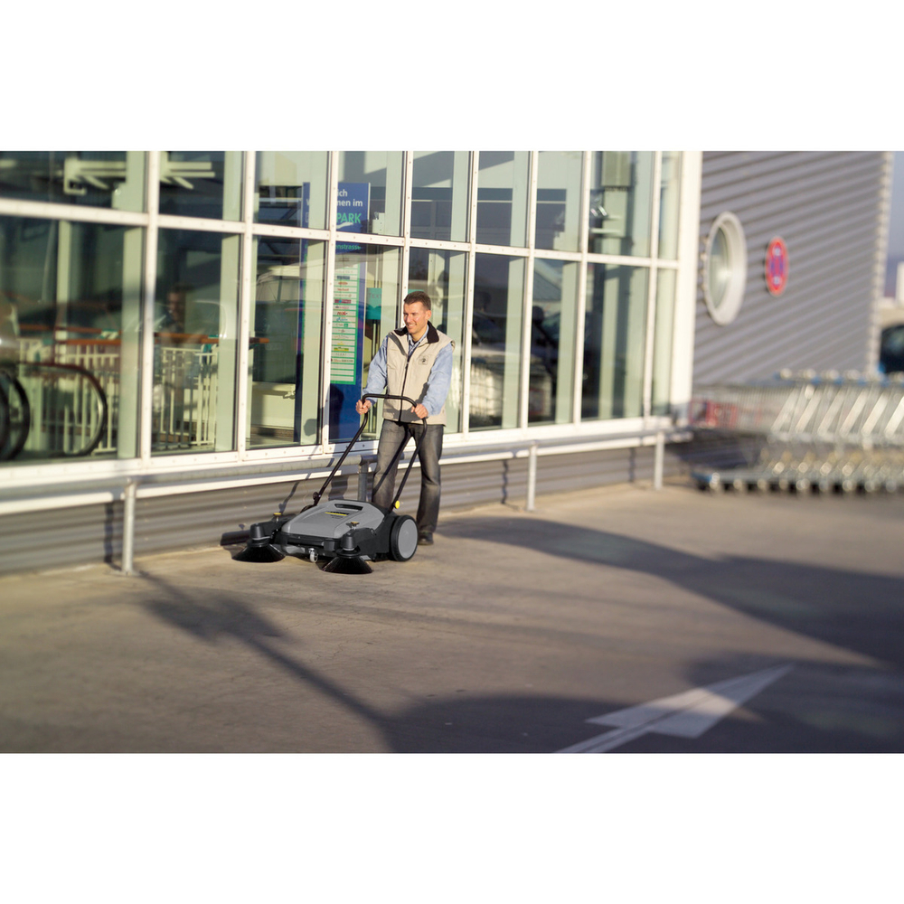 Подметальная машина Karcher KM 70/20 C 2SB Anniversary Edition