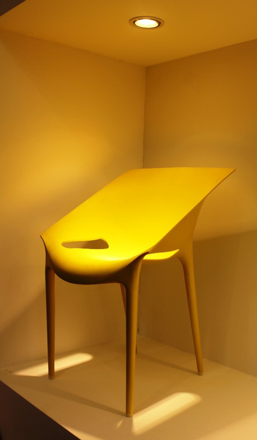 стул Dr.Yes by Kartell ( желтый )