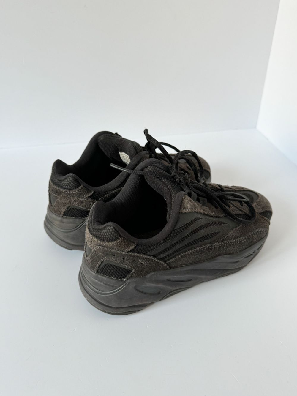 Кроссовки Adidas YeeZy, 28,5