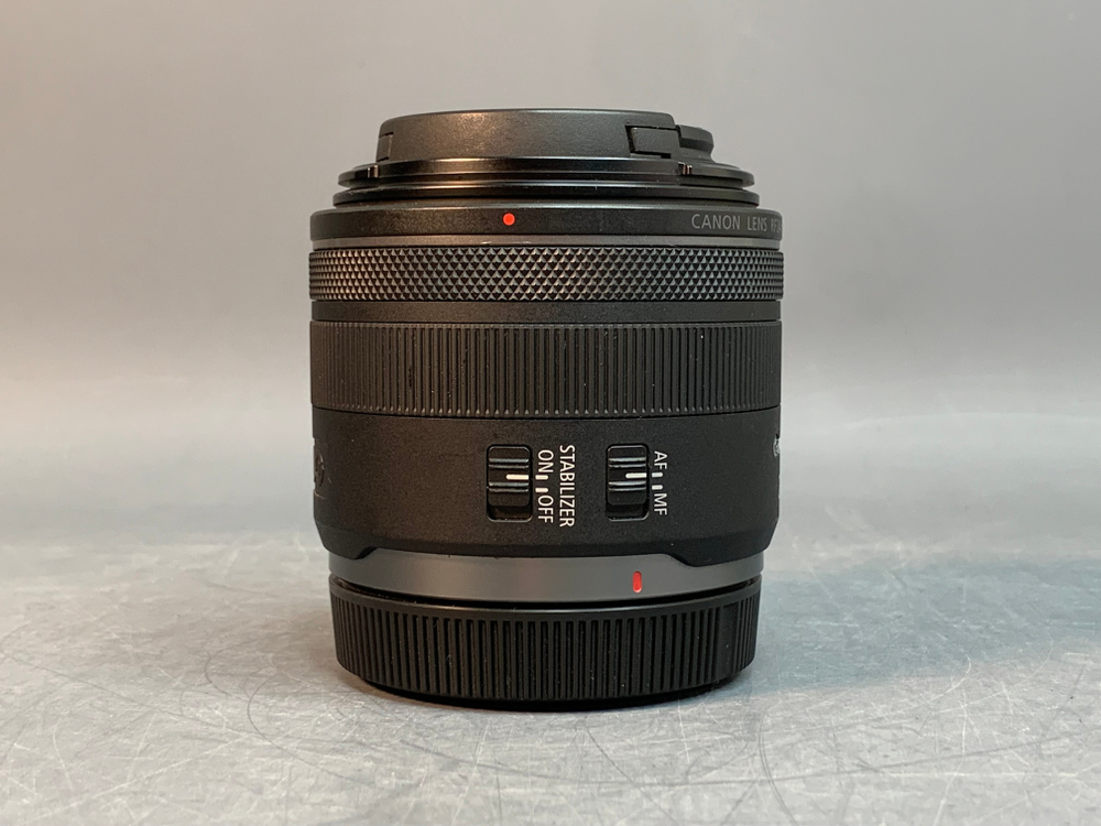 Canon RF 24mm f/1.8 Macro IS STM