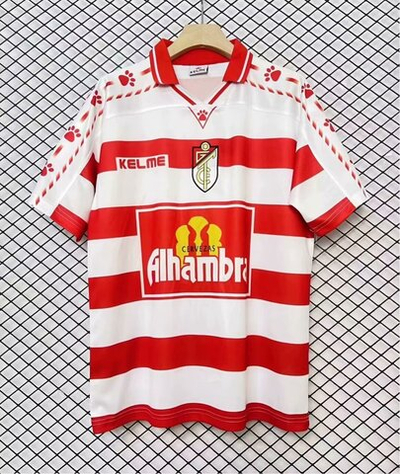 Домашняя ретро-форма «Гранада» 97/98