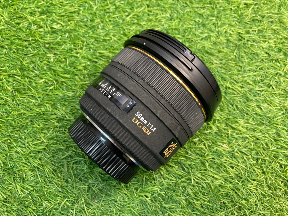 Sigma AF 50mm 1.4 EX DG HSM Nikon F