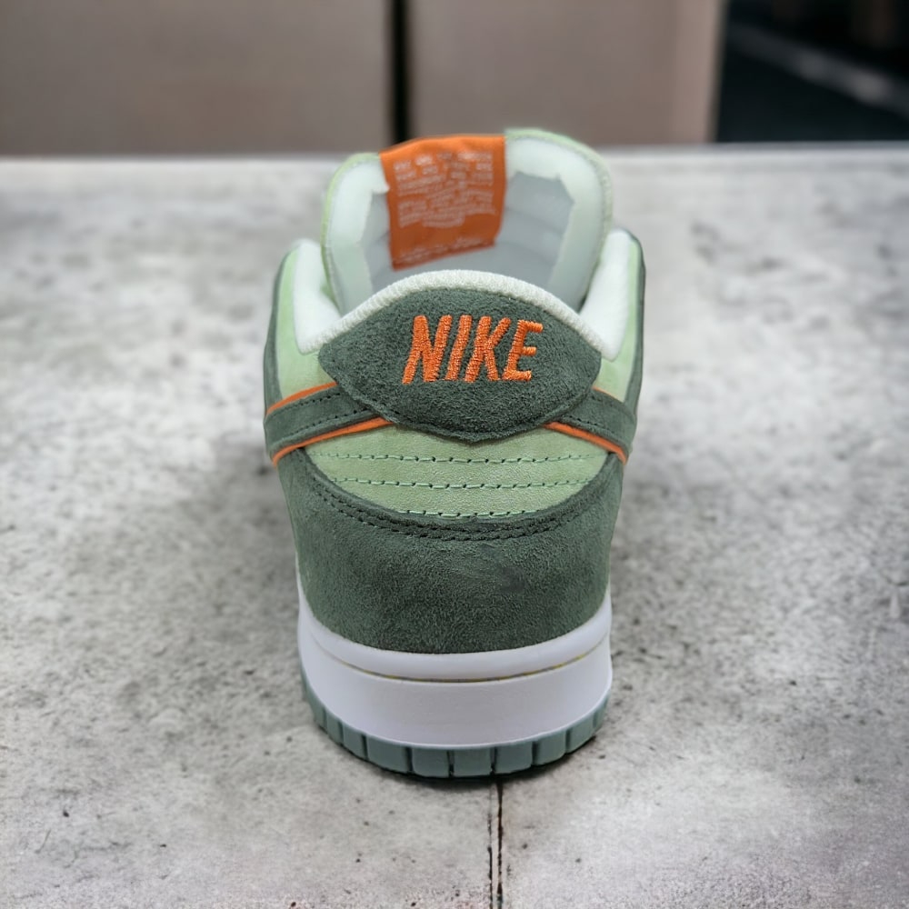 Nike SB Dunk Low • Green