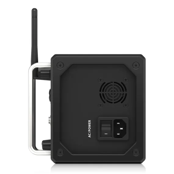 Behringer XR16