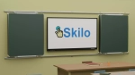 Рельсовая система с 4-мя классными досками и Интерактивной панелью Skilo