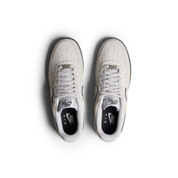 Кроссовки Nike Air Force 1 '07 LV8 "Smokey Grey"