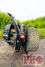 Калитка с фаркопом в штатный задний бампер Toyota Land Cruiser 105 РИФ
