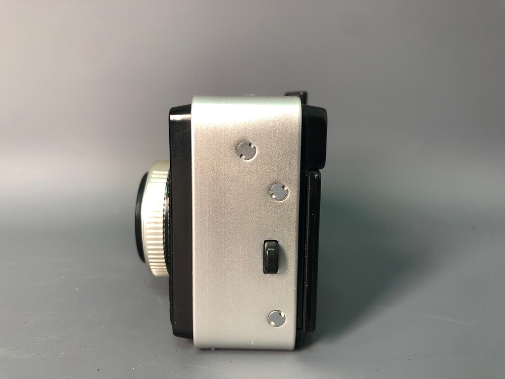 Agfamatic 200 Sensor + вспышка Philips MagicCube