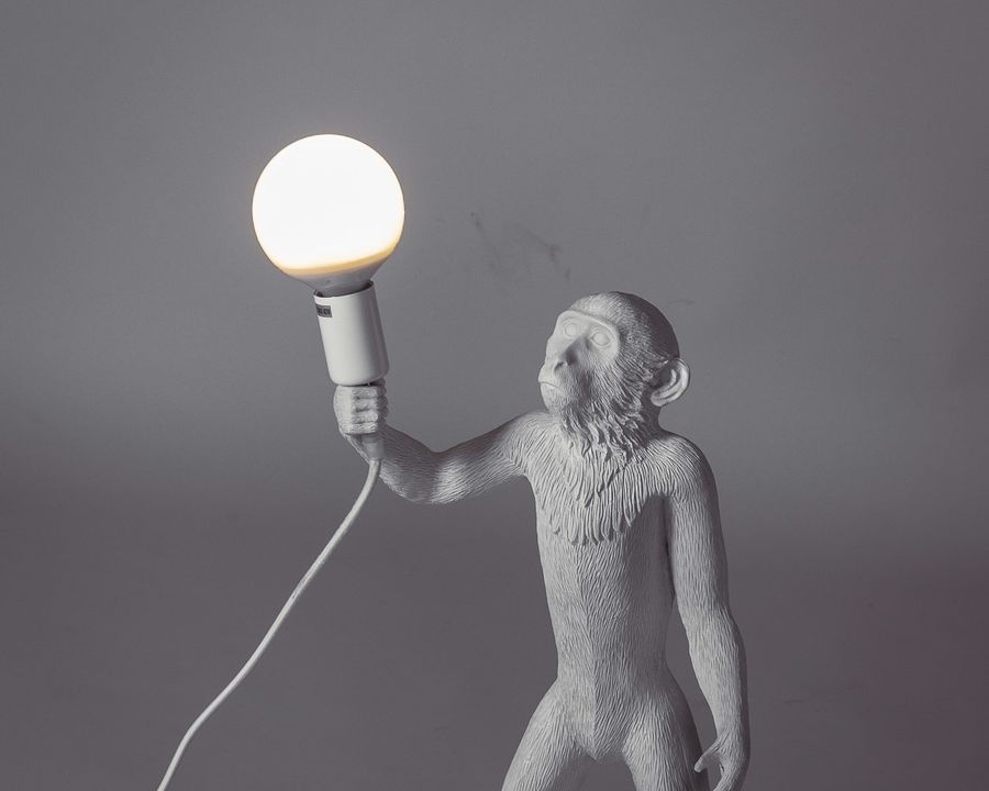 Лампа настольная The Monkey Lamp Standing Version