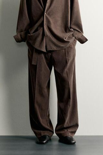 ZARA БРЮКИ RELAXED FIT ИЗ СТРУЯЩЕЙСЯ ТКАНИ С РЕМНЕМ, ТЕМНО-КОРИЧНЕВЫЙ