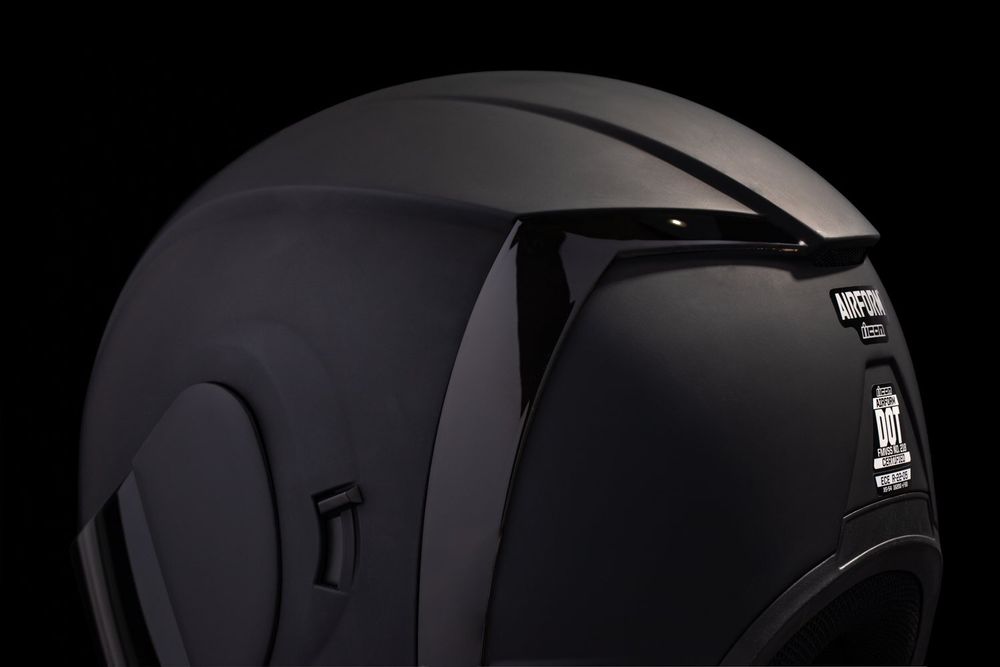 Airform Dark Helmet / Матовый / Черный
