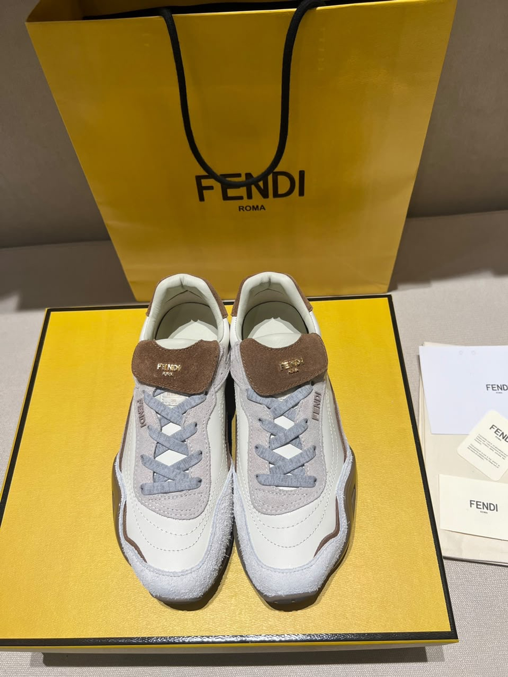 Кроссовки Fendi
