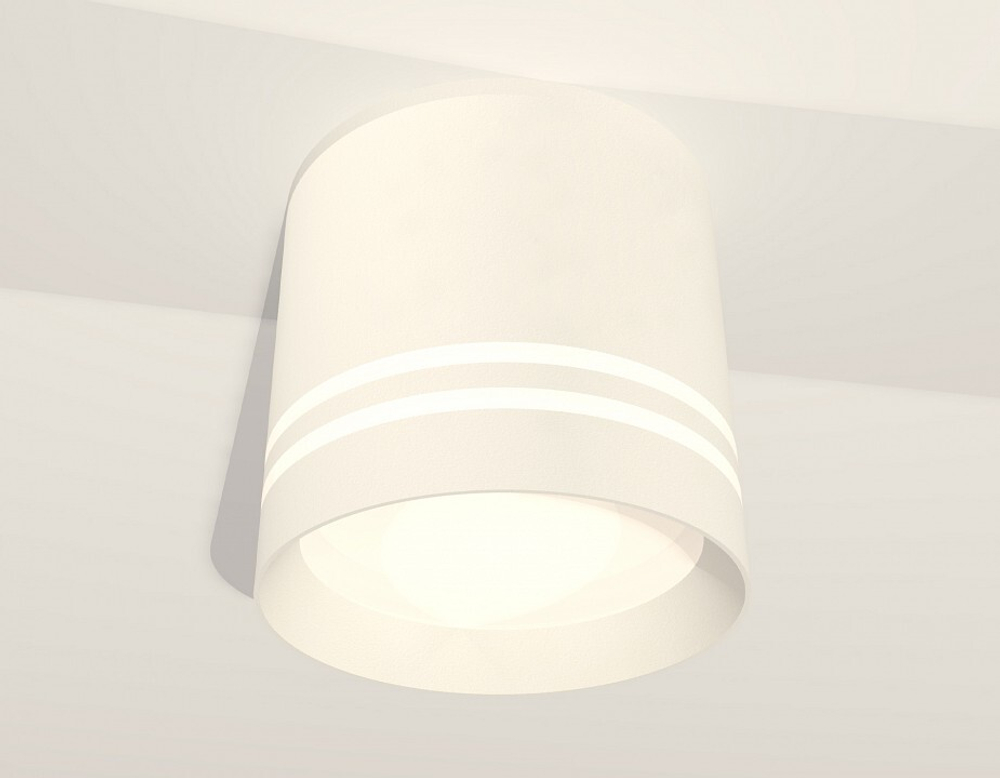 Накладной светильник Ambrella Light XS XS8110007