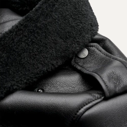 UGG Байкерская куртка Finnian LuxeFluff, черный