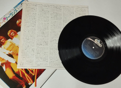 Винтажная виниловая пластинка LP The Nolans Making Waves (Japan 1980) (Obi)