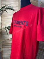 Футболка Vetements