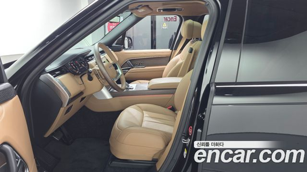 Land Rover Range Rover P530 Autobiography Long Wheel Base — 2026