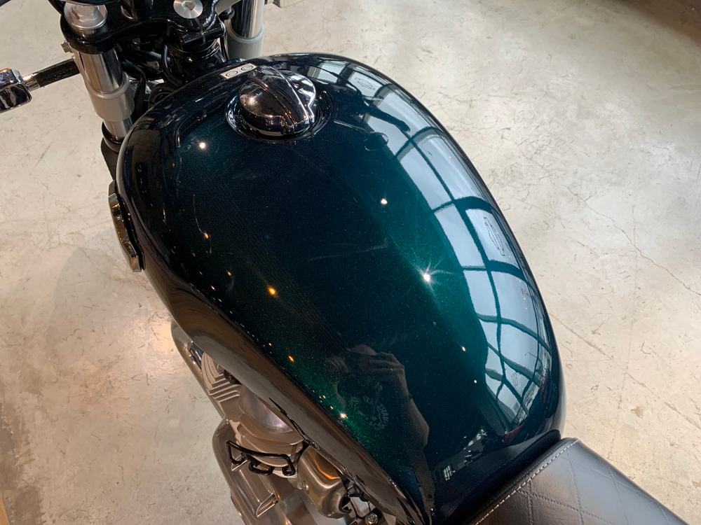 Royal Enfield Interceptor 650 Cali Green (Standard / Single tone) 2025