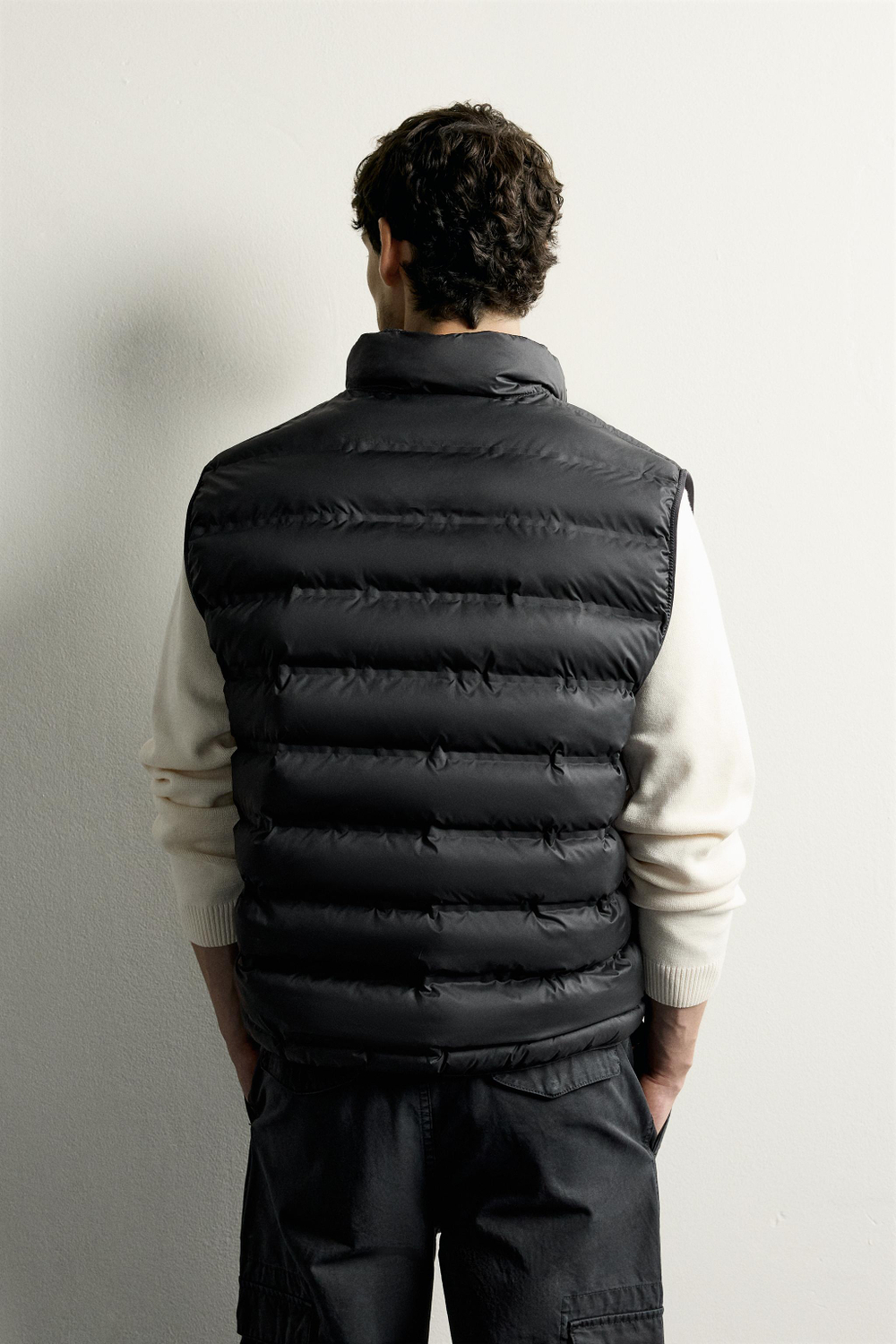 ЛЕГКИЙ СТЕГАНЫЙ ЖИЛЕТ WATER REPELLENT — ZARA
