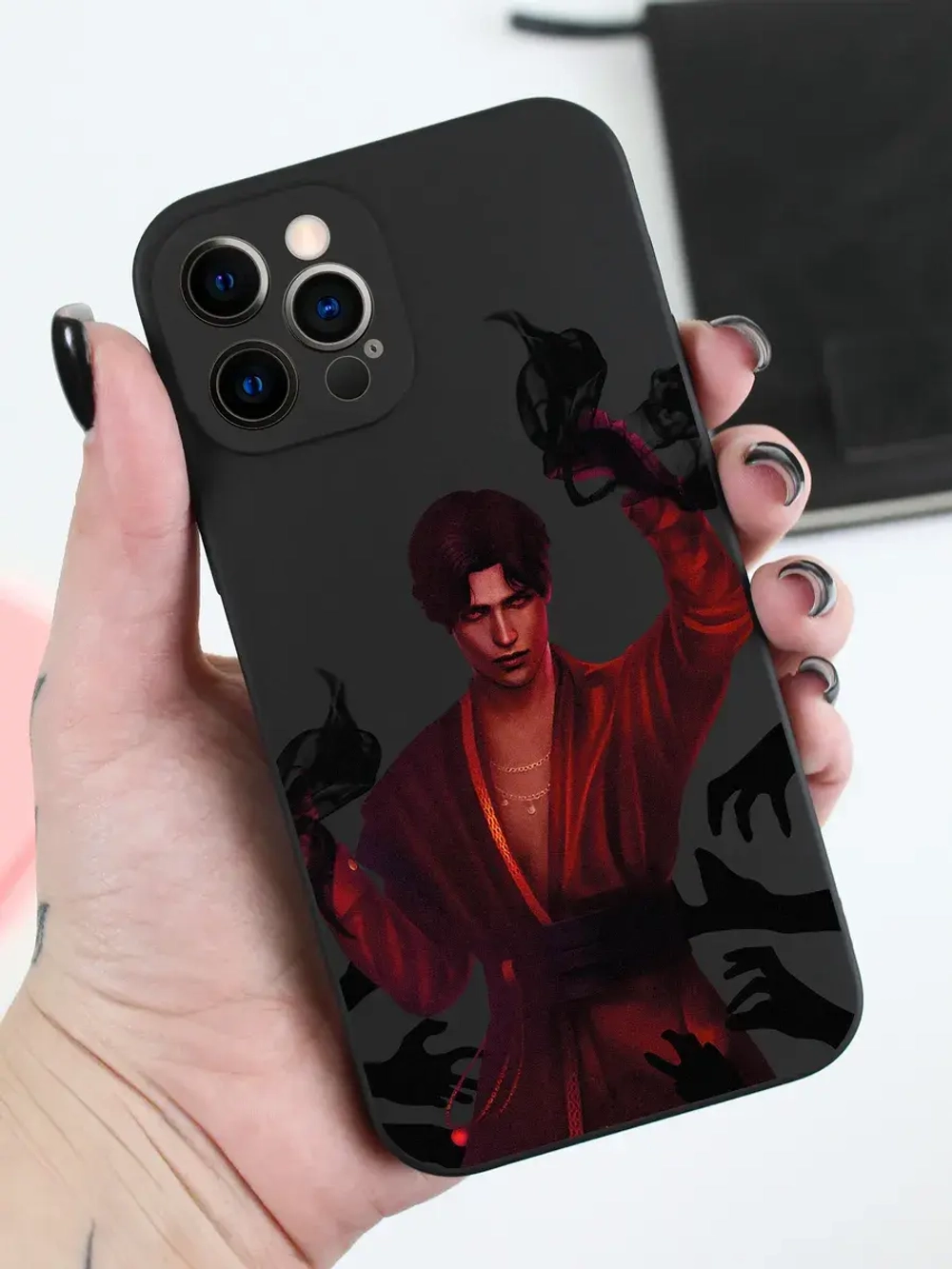 Чехол на iPhone 12 Pro с принтом