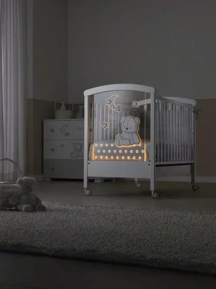 Детская кроватка на колесах Erbesi Stella Magic LED White