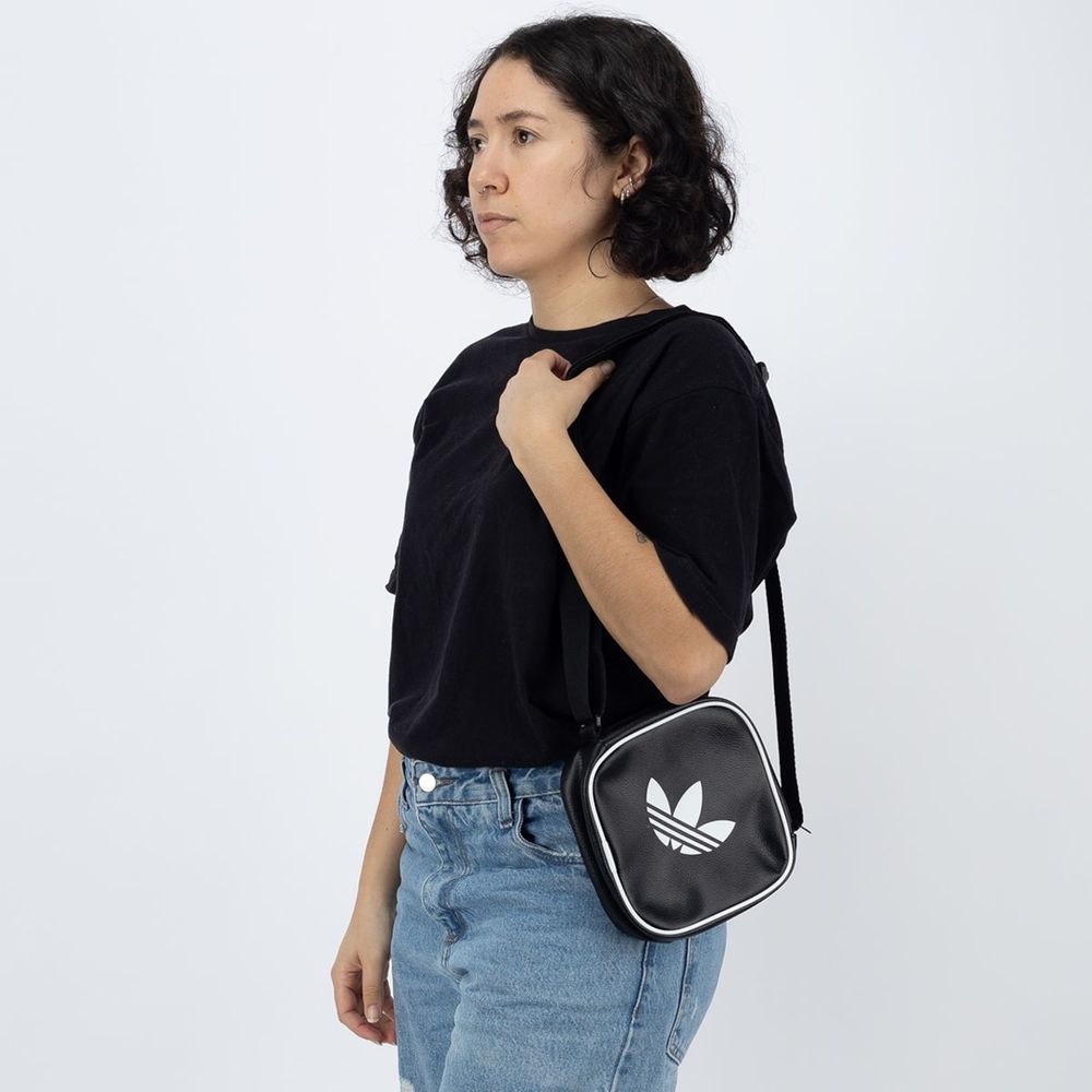 Сумка adidas Originals AC D BAG BLACK