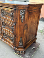 Старинный комод из дуба