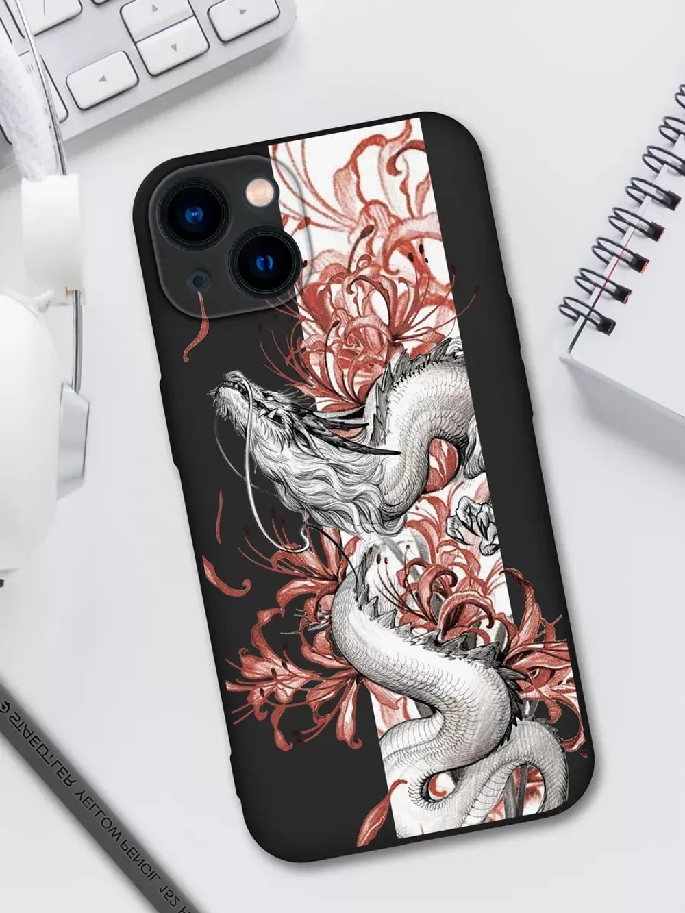 Чехол на iPhone 15 с принтом
