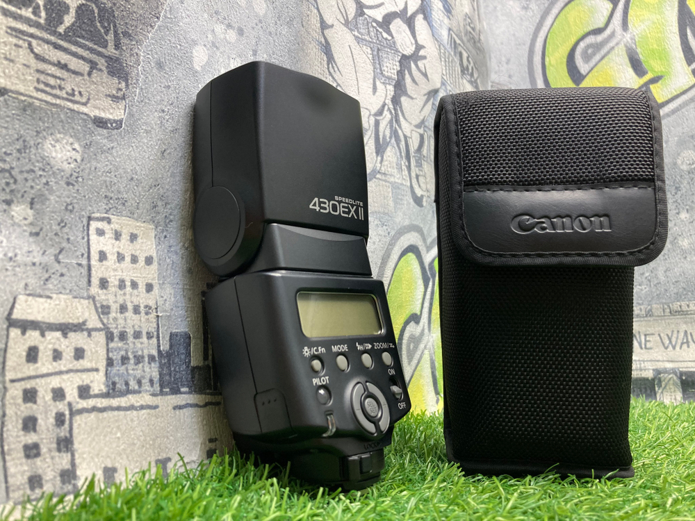 Canon Speedlite 430EX II