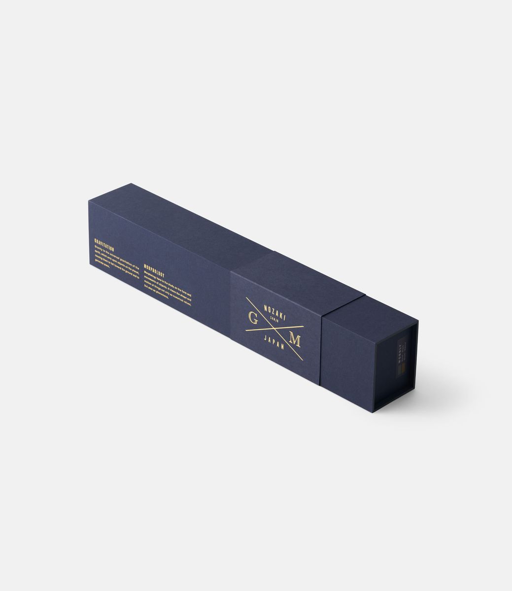 Nozaki Spindle Black — японская дзен-скульптура
