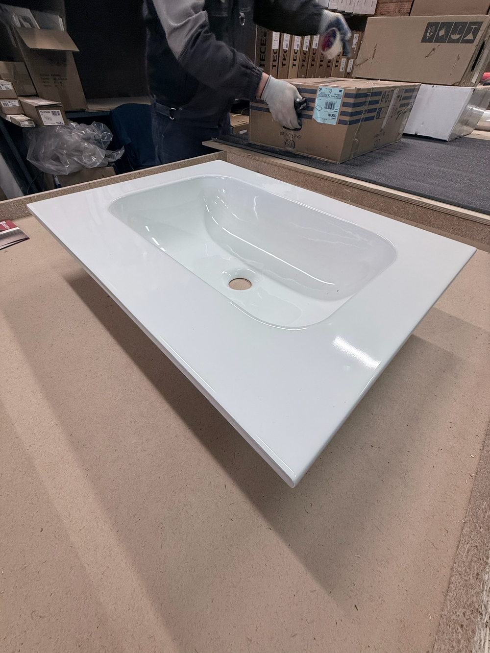 Раковина Ceramica Nova Element 610x457x137, без отв. под смеситель