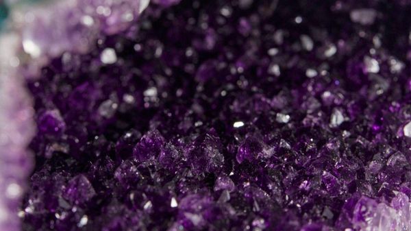 Редкие и необычные минералы в QUARZ Редкие и необычные минералы в QUARZ