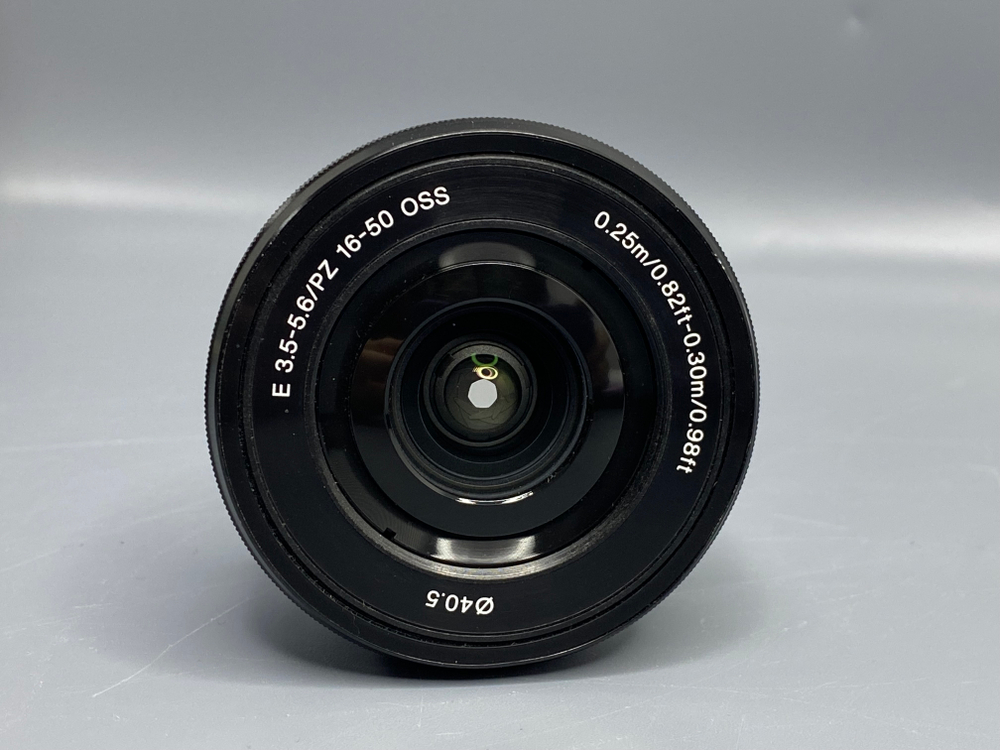 Sony E 16-50mm f/3.5-5.6 OSS