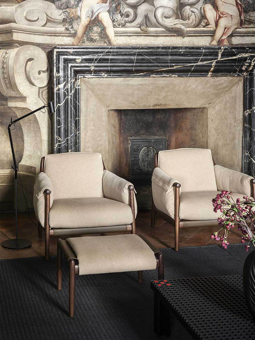Шезлонг Poltrona Frau Times Lounge