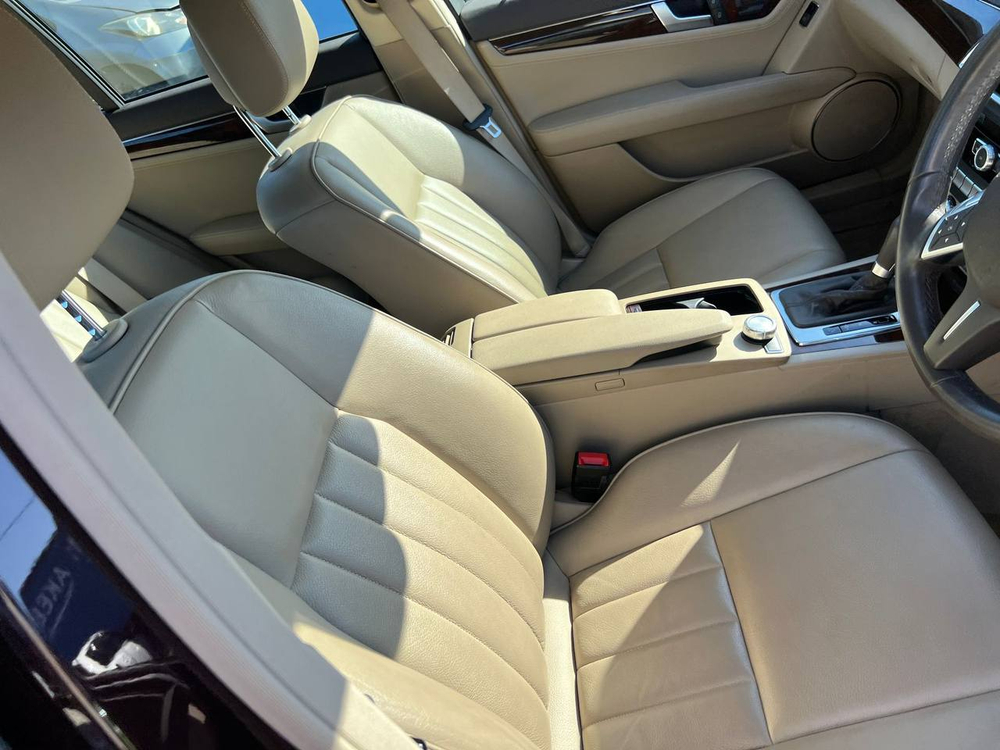 Mercedes-Benz C200, 2011