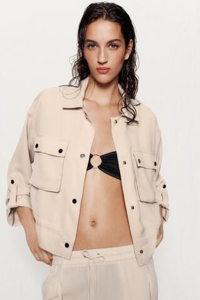 КУРТКА-САФАРИ С ПОДВЕРНУТЫМИ РУКАВАМИ — ZARA