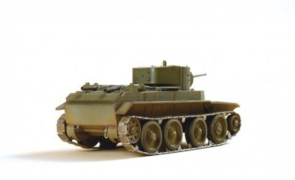 Советский танк БТ-7
