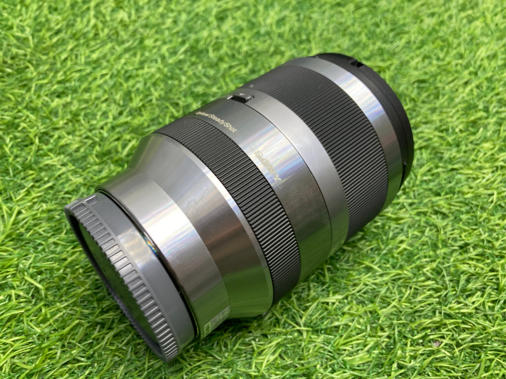 Sony 18-200mm 3.5-6.3 E