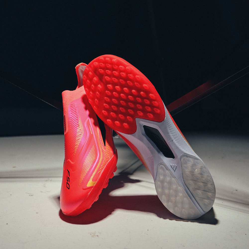 TF / Adidas F50 Hyperfast Laceless / Red