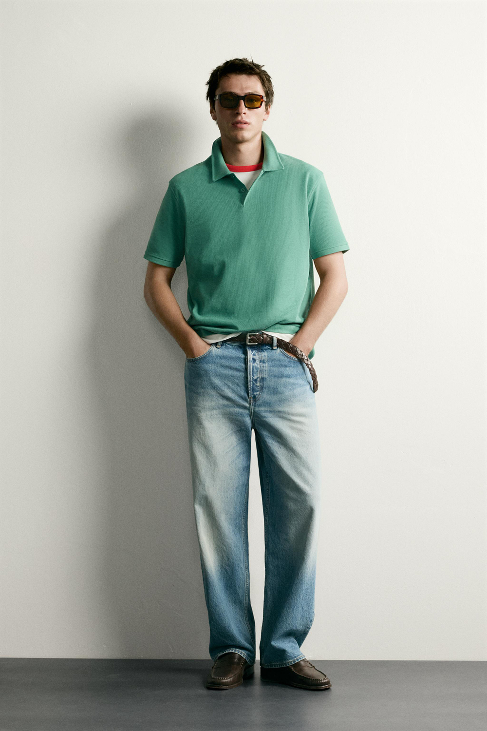 ПОЛО КЛАССИЧЕСКОГО КРОЯ С РЕЛЬЕФНЫМ УЗОРОМ — ZARA