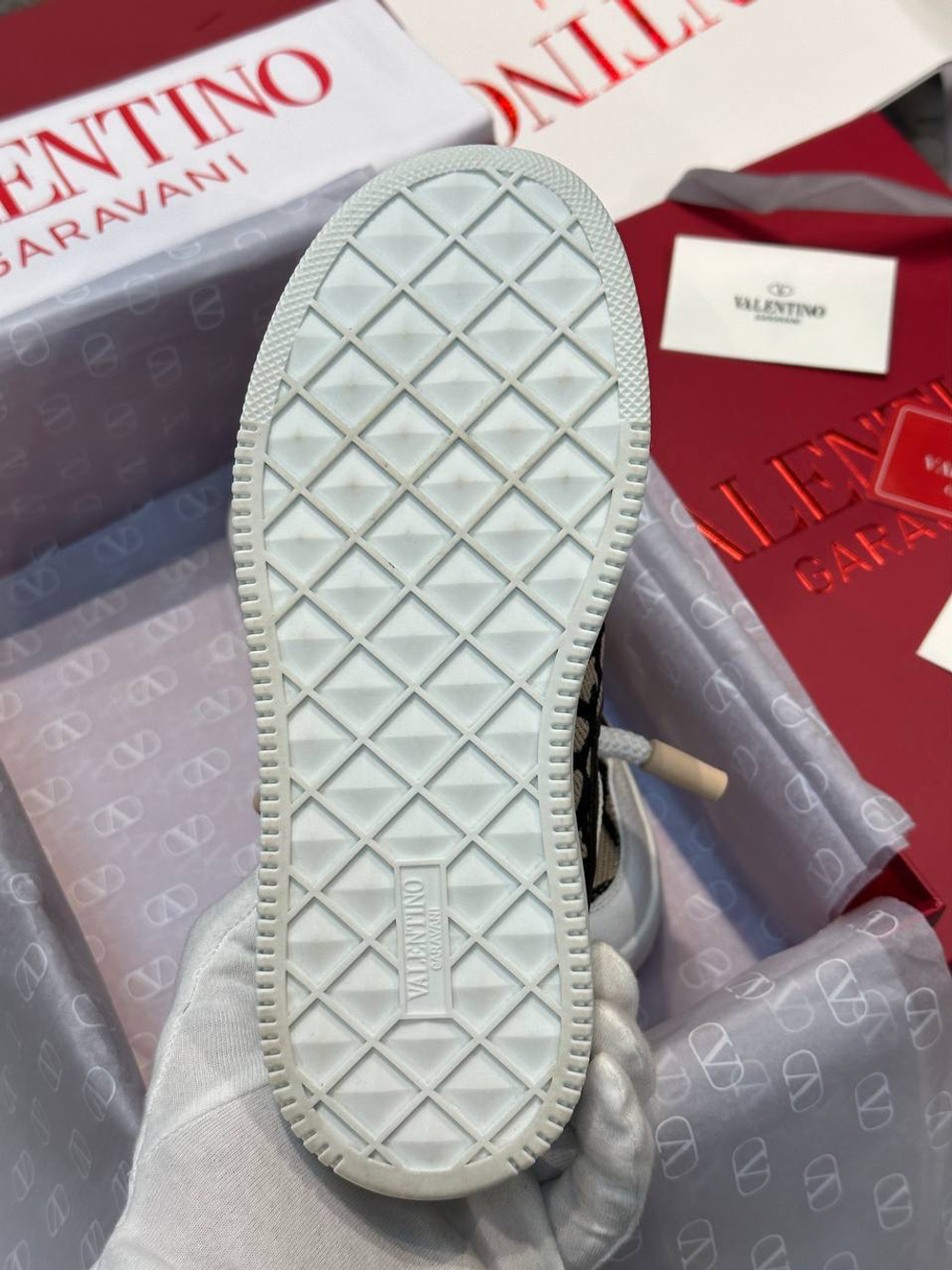 Кеды Valentino